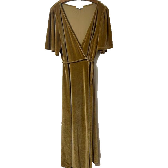 Baltic Born lavish Velvet Meghan Wrap Maxi Dress Womens XL Gold - Picture 1 of 9